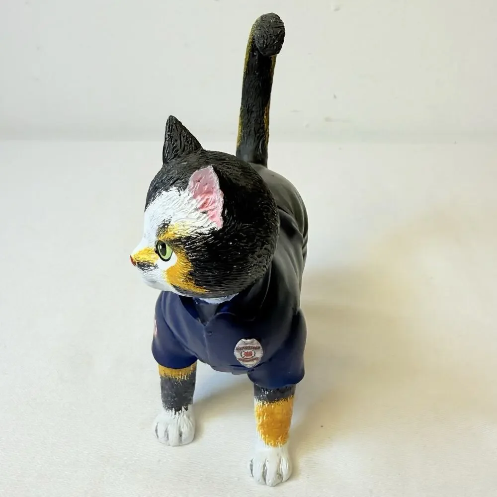 Hamilton Furr-ever Firefighter Hooks & Ladders Cat Figurine